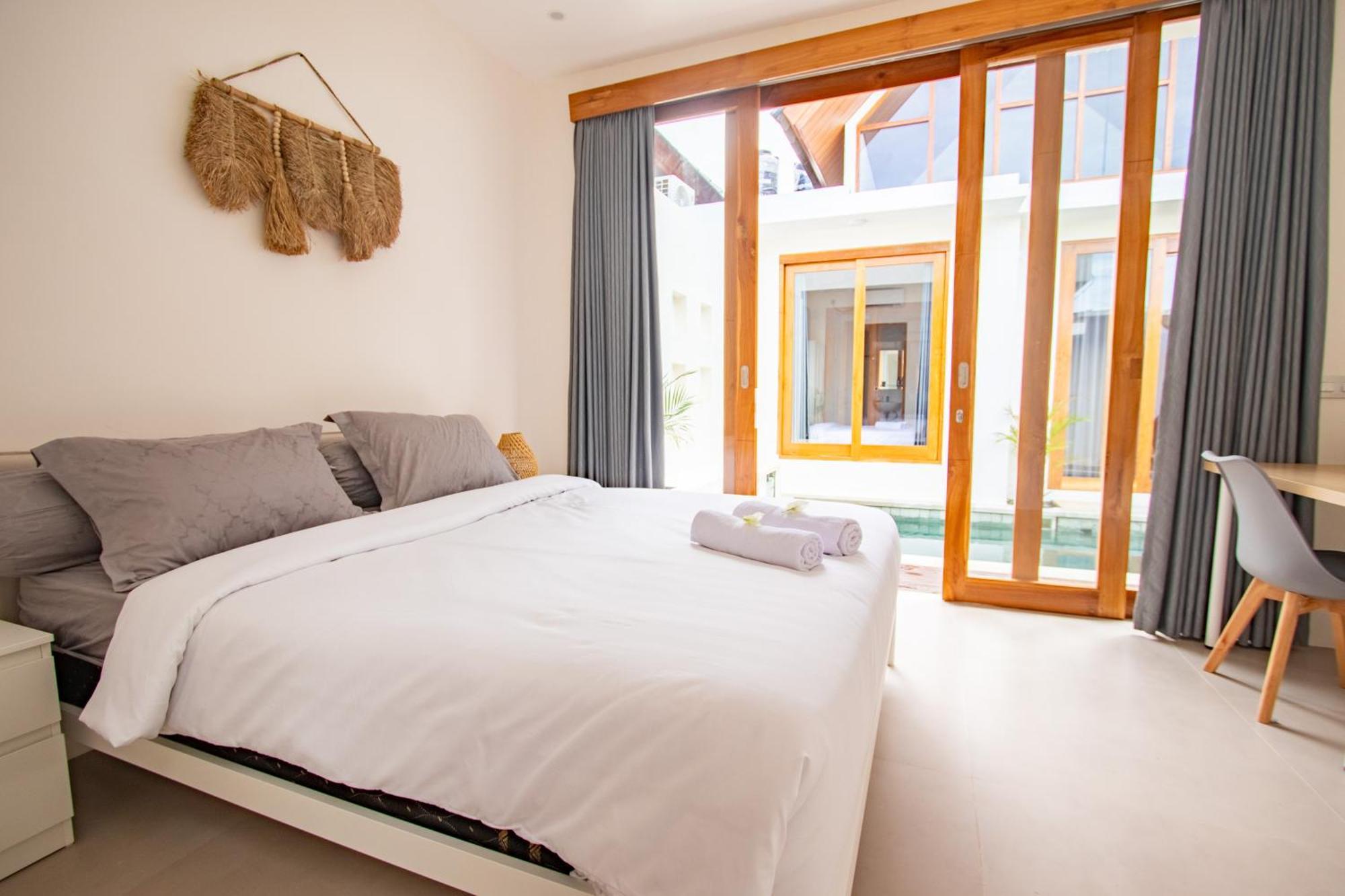 Brand New In - 2bdr - Ps5 Villa
